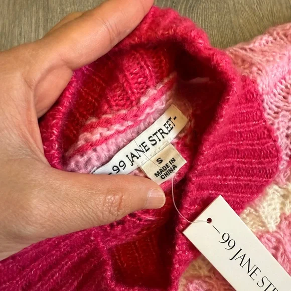 99 Jane Street Women's Pink and White Sweater-size S-NWT - Picture 4 of 10